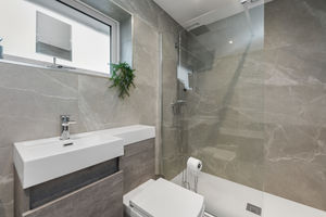 Photo 24- click for photo gallery